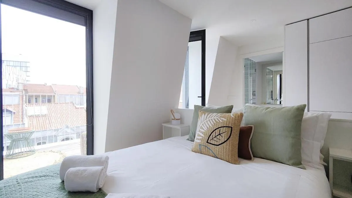 Amazing Stylish Studio Apt W Ac Balcony Elevator Lisbon Portugal