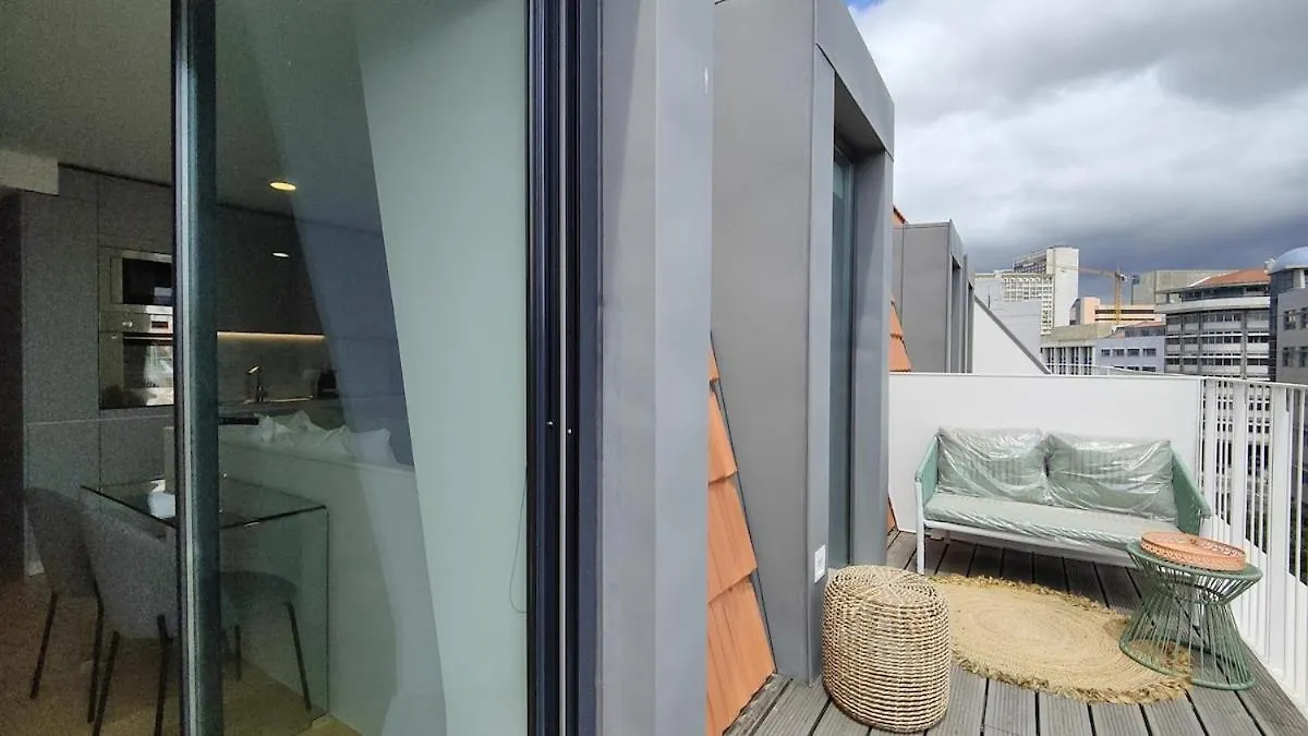 Amazing Stylish Studio Apt W Ac Balcony Elevator Lisbon Apartment