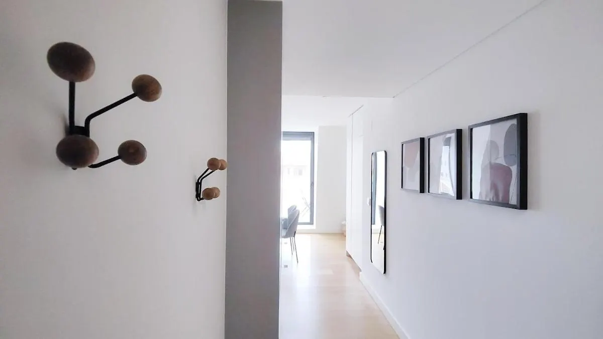 Apartment Amazing Stylish Studio Apt W Ac Balcony Elevator Lisbon